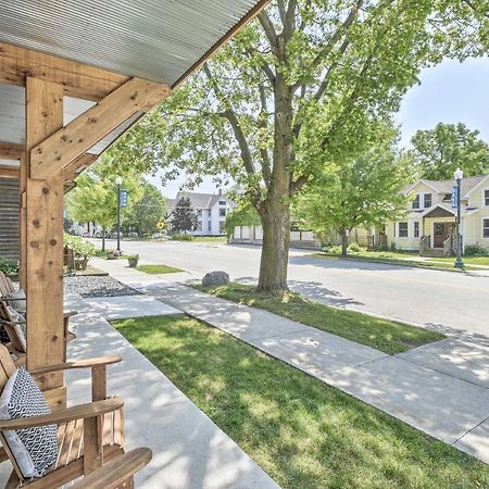 Elkhart Lake Townhome - 3 Mi To Road America! Exterior photo